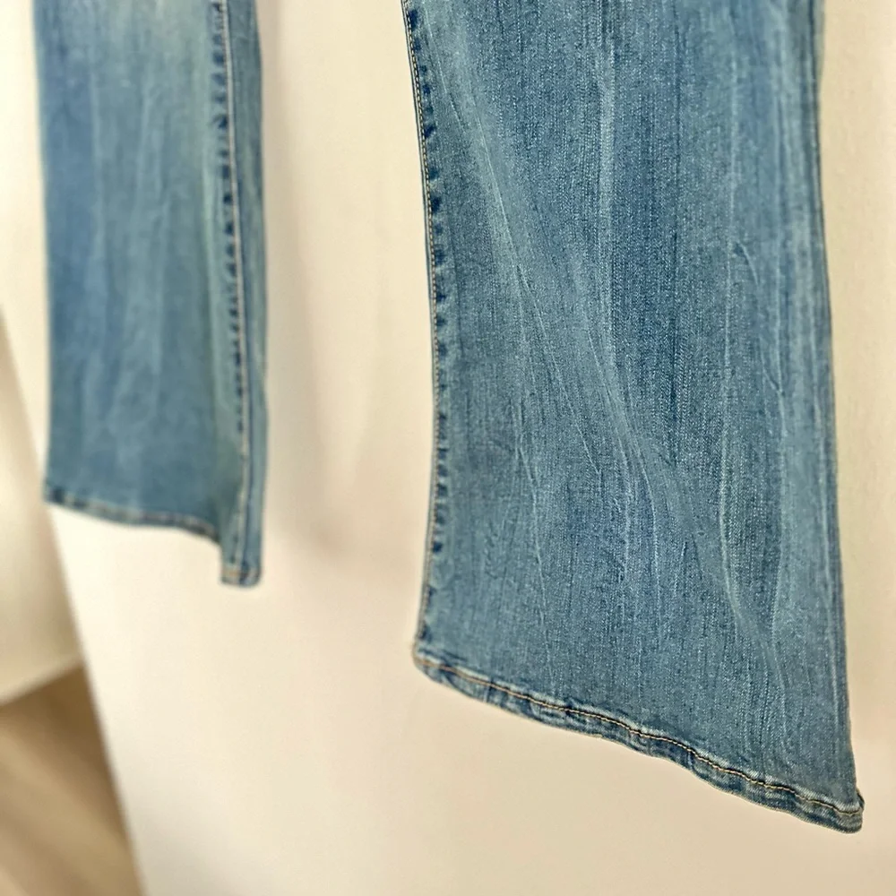 Blue Boot Cut Jeans with Classic Flare